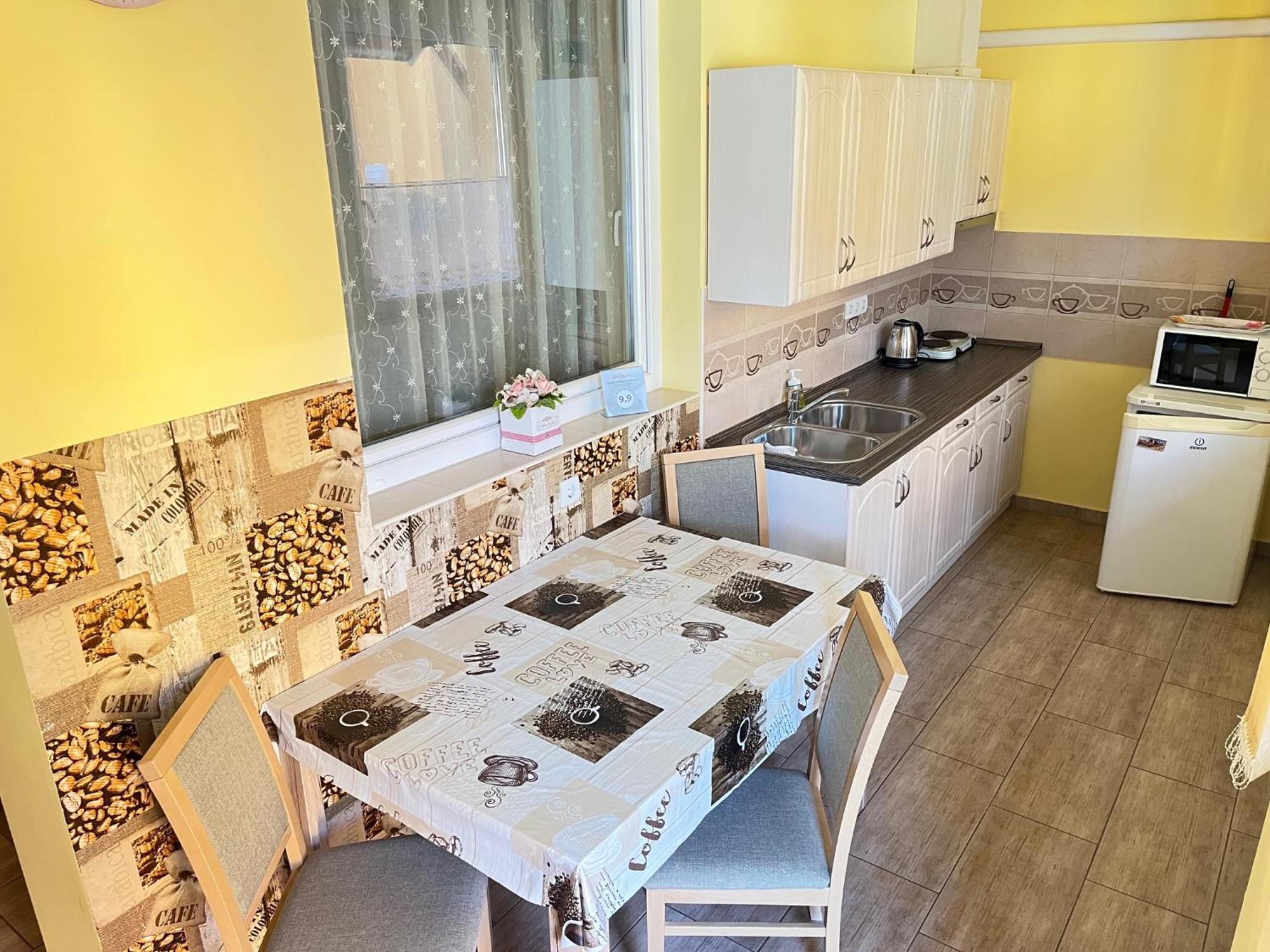 Gesztenye Apartman Makó Екстериор снимка