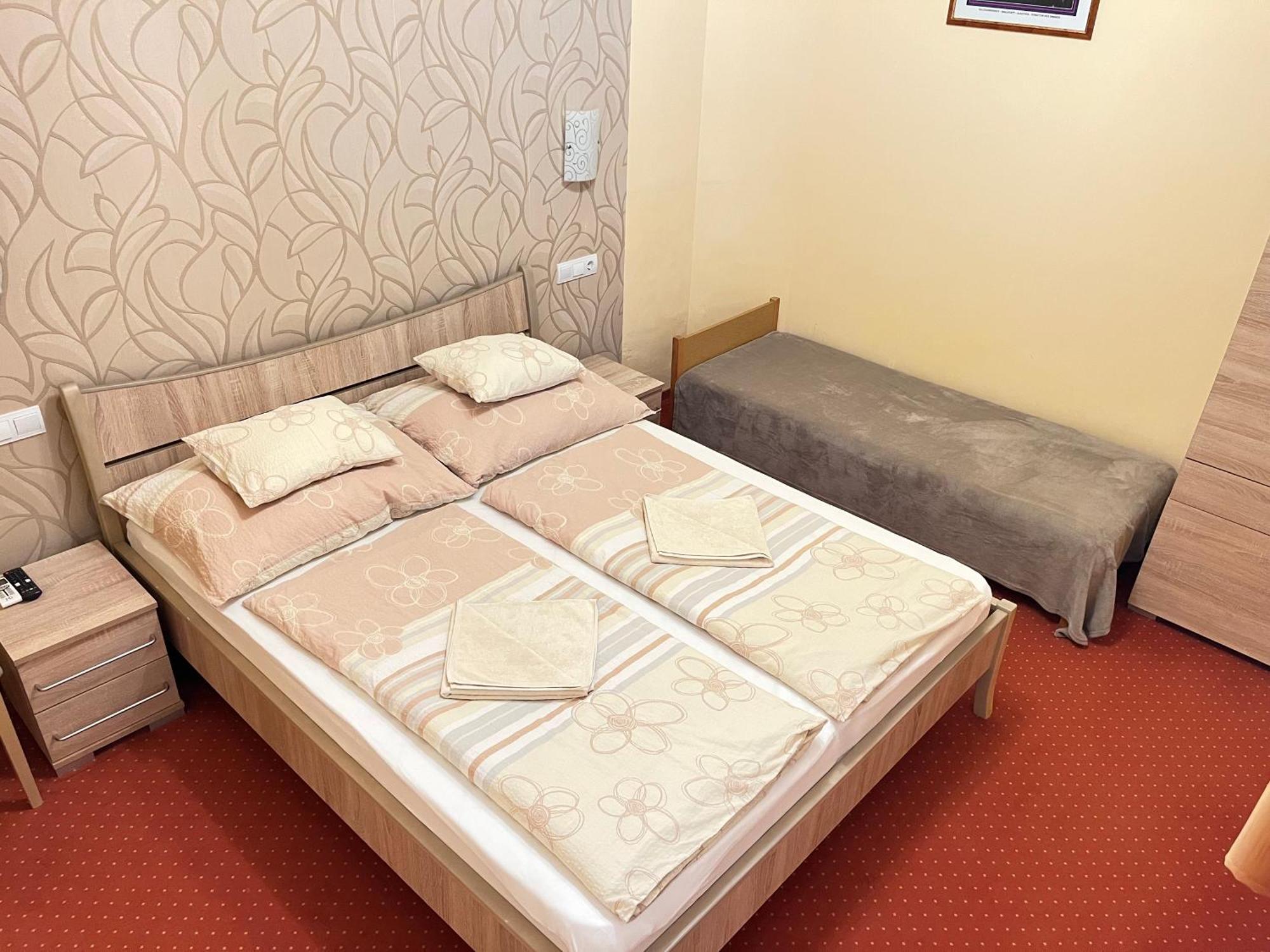 Gesztenye Apartman Makó Екстериор снимка
