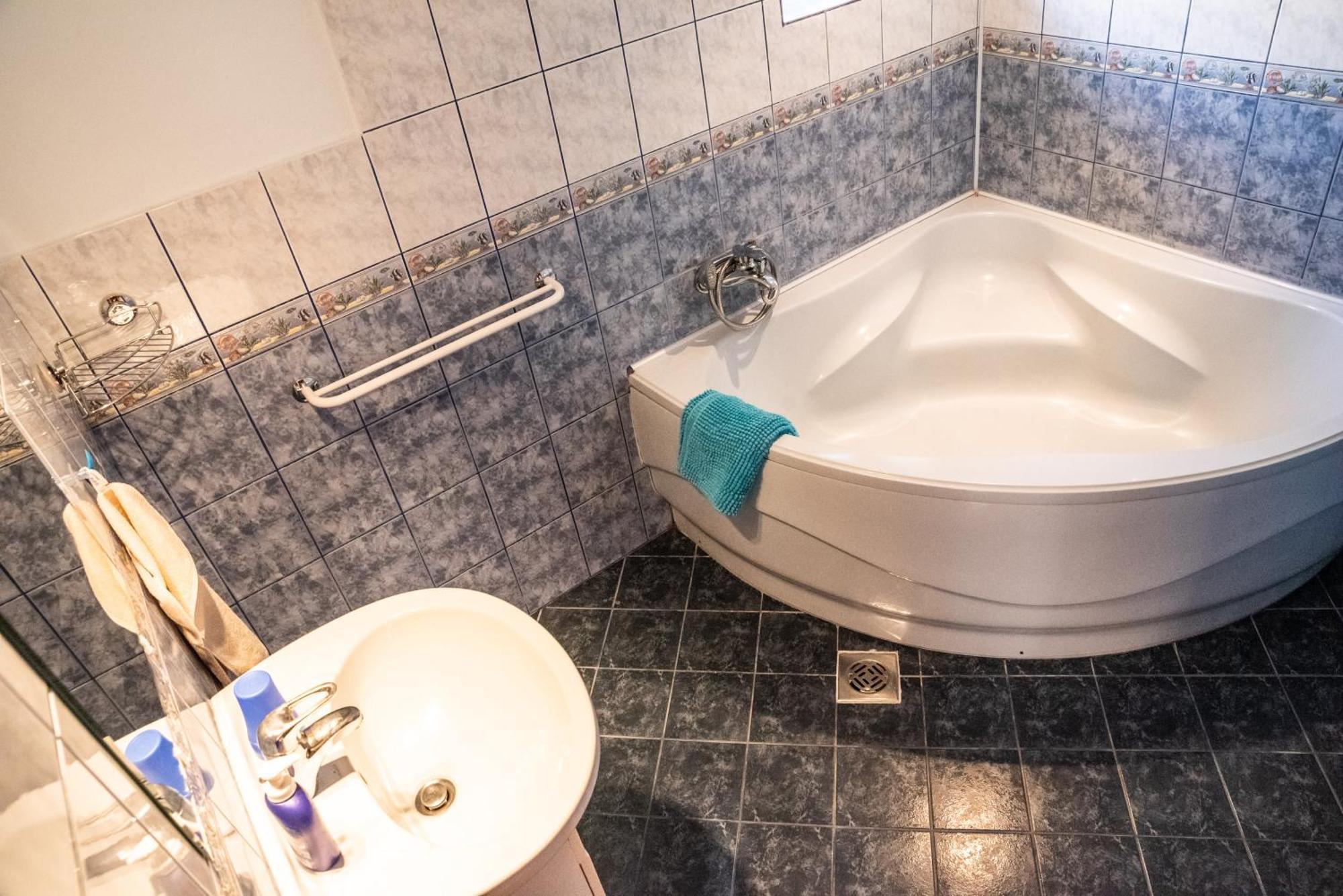 Gesztenye Apartman Makó Екстериор снимка