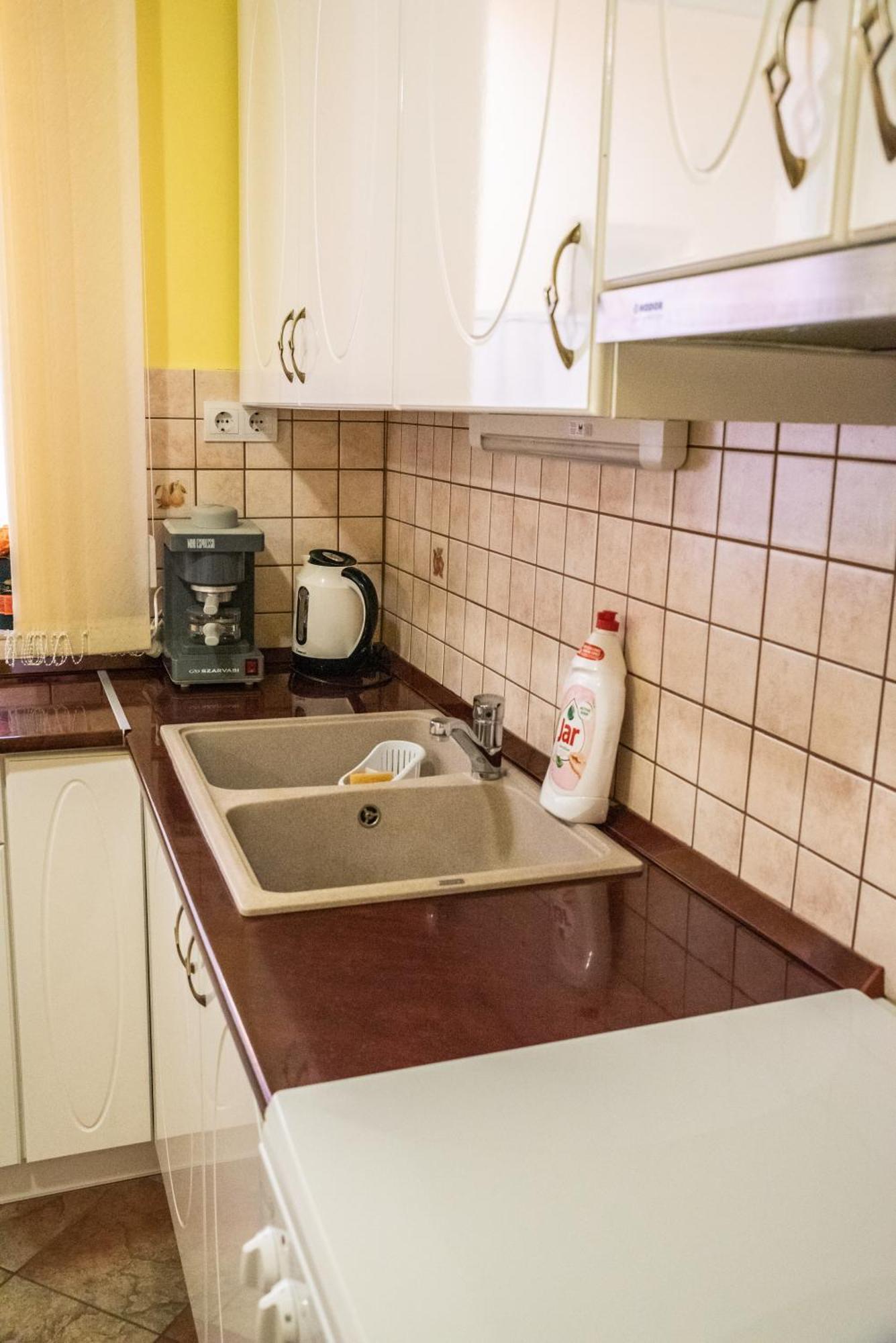 Gesztenye Apartman Makó Екстериор снимка