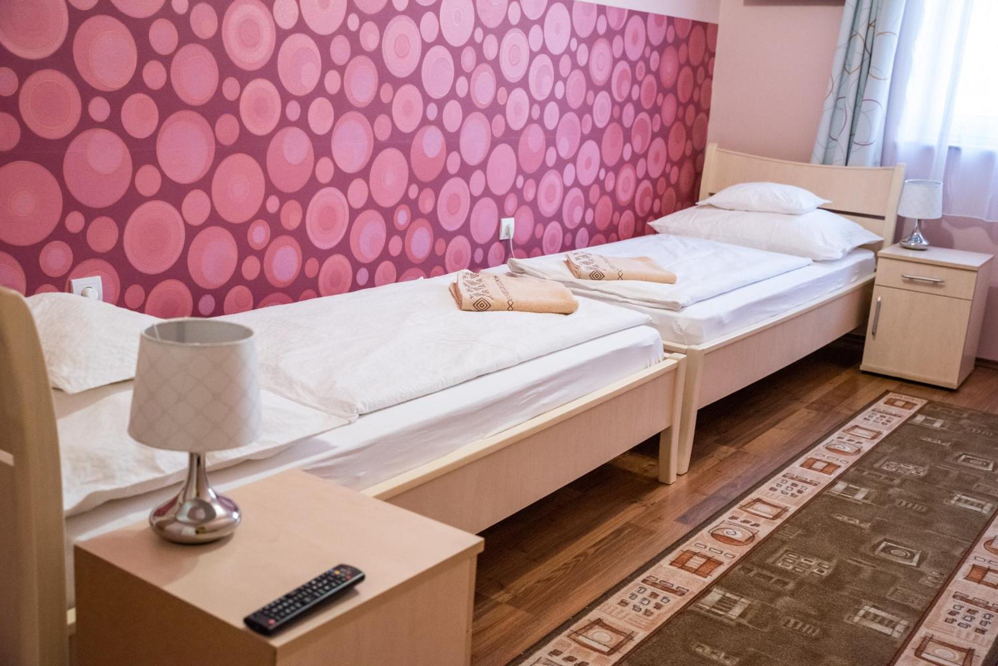 Gesztenye Apartman Makó Екстериор снимка